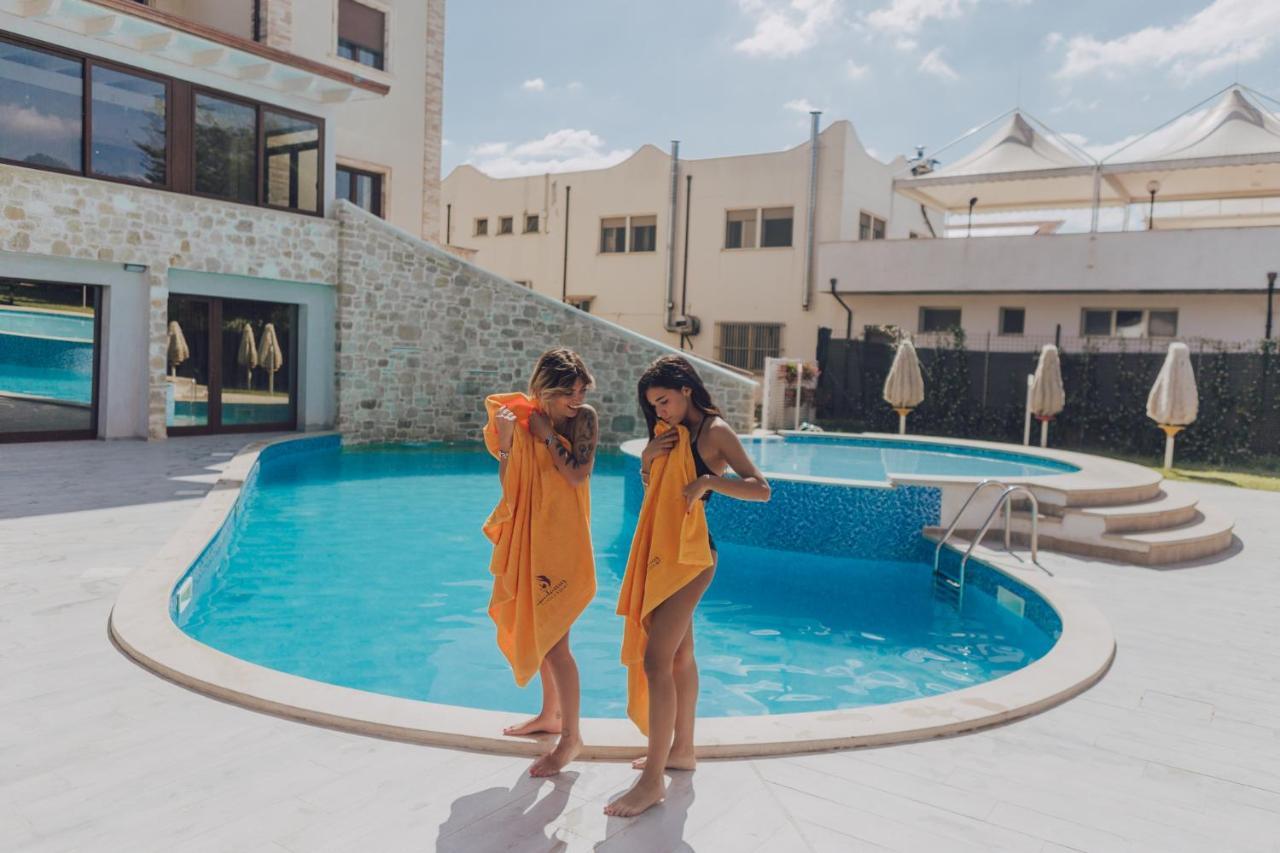 Halanus Hotel And Resort Alanno Экстерьер фото